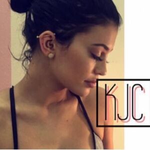 BVLA 16g 5/16 solid 18 karat gold "Inara" clicker with cubic zirconia.